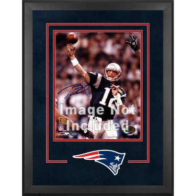 New England Patriots Fanatics Authentic 16 x 20 Deluxe Vertical Photograph Frame with Team Logo