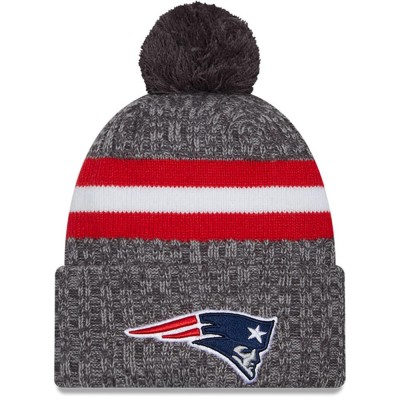 Шапка с помпоном New England Patriots New Era 2023 Sideline Sport Cuffed Knit - Gray