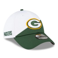 Бейсболка Green Bay Packers New Era White/Green 2023 Sideline 39THIRTY