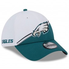 Бейсболка Philadelphia Eagles New Era 2023 Sideline 39THIRTY - White/Midnight Green