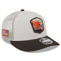 Бейсболка Cleveland Browns New Era 2023 Salute To Service Low Profile 9FIFTY - Stone/Brown