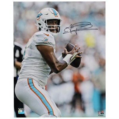 Tua Tagovailoa Miami Dolphins Fanatics Authentic Autographed 16 x 20 White Throwing Photograph