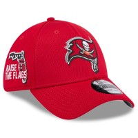 Бейсболка Tampa Bay Buccaneers New Era 2024 NFL Draft 39THIRTY - Red