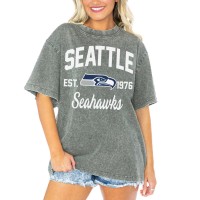 Женская Seattle Seahawks Gameday Couture Gray Tackle Titan Boyfriend Washed T-Shirt