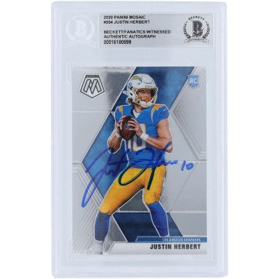 Justin Herbert Los Angeles Chargers Autographed 2020 Panini Mosaic #204 Beckett Fanatics Witnessed Authenticated Rookie Card