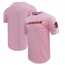 Футболка Cincinnati Bengals Pro Standard Classic Chenille Double Knit - Pink Футболка Cincinnati Bengals Pro Standard Classic Chenille Double Knit - Pink