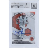 JaMarr Chase Cincinnati Bengals Autographed 2021 Panini Mosaic #307 Beckett Fanatics Witnessed Authenticated 9/10 Rookie Card