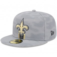 Бейсболка New Orleans Saints New Era Gray 2024 Sideline 59FIFTY Fitted