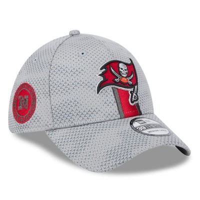 Бейсболка Tampa Bay Buccaneers New Era 2024 Sideline 39THIRTY - Gray