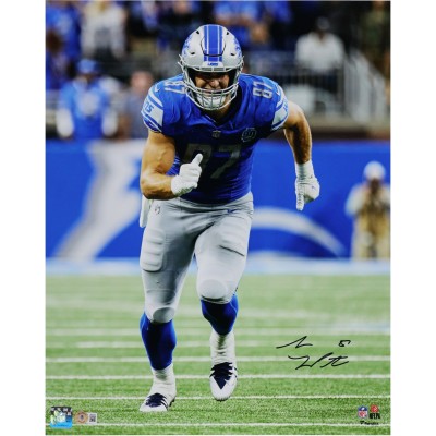 Sam LaPorta Detroit Lions Autographed Fanatics Authentic 16 x 20 Running Route in Blue Jersey Photograph