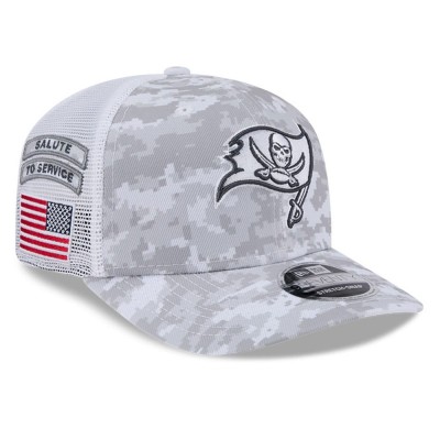 Бейсболка Tampa Bay Buccaneers New Era 2024 Salute To Service Digital Camo 9SEVENTY - White