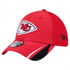 Бейсболка Kansas City Chiefs New Era Red Game Day Linear 39THIRTY