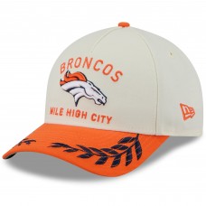 Бейсболка Denver Broncos New Era Cream/Orange 2025 NFL Draft 9FORTY A-Frame M-Crown