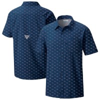 New England Patriots Columbia Navy Super Slack Tide Omni-Wick Micro Print Button-Up Shirt