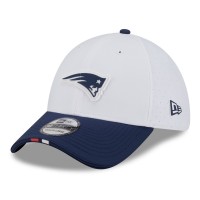 Бейсболка New England Patriots New Era White/Navy 2025 NFL Training Camp 39THIRTY