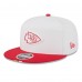 Бейсболка Kansas City Chiefs New Era White/Red 2025 NFL Training Camp Split Panel 9FIFTY Snapback