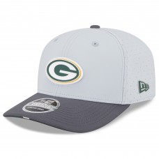 Бейсболка Green Bay Packers New Era Gray/Graphite 2025 NFL Training Camp 9SEVENTY