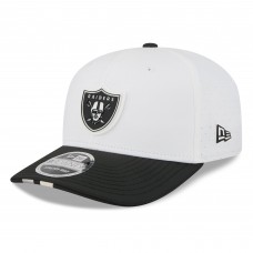 Бейсболка Las Vegas Raiders New Era White/Black 2025 NFL Training Camp 9SEVENTY