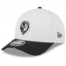 Бейсболка Baltimore Ravens New Era White/Black 2025 NFL Training Camp A-Frame 9FORTY