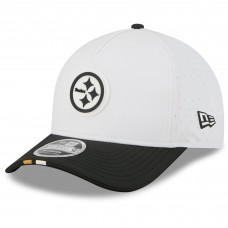Бейсболка Pittsburgh Steelers New Era White/Black 2025 NFL Training Camp A-Frame 9FORTY