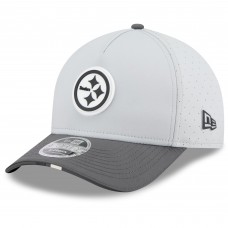 Бейсболка Pittsburgh Steelers New Era Gray/Graphite 2025 NFL Training Camp A-Frame 9FORTY