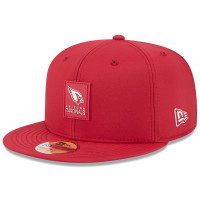 Бейсболка Arizona Cardinals New Era Cardinal 2025 Sideline 59FIFTY