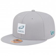 Бейсболка Philadelphia Eagles New Era Gray 2025 Sideline 59FIFTY