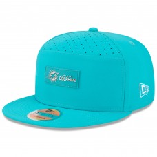 Бейсболка Miami Dolphins New Era Aqua 2025 Sideline Split Panel 9FIFTY Snapback