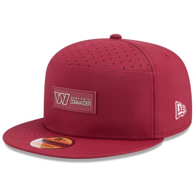Бейсболка Washington Commanders New Era Burgundy 2025 Sideline Split Panel 9FIFTY Snapback