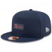 Бейсболка Chicago Bears New Era Navy 2025 Sideline Split Panel 9FIFTY Snapback