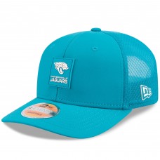 Бейсболка Jacksonville Jaguars New Era Teal 2025 Sideline 9SEVENTY Trucker