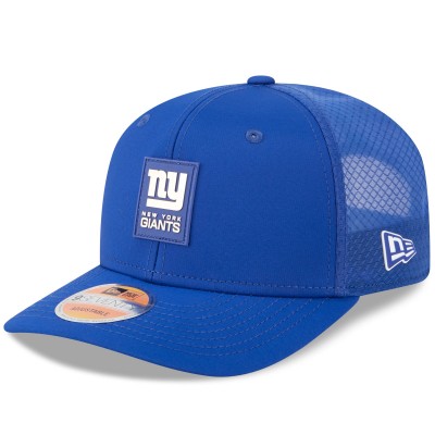 Бейсболка New York Giants New Era Royal 2025 Sideline 9SEVENTY Trucker