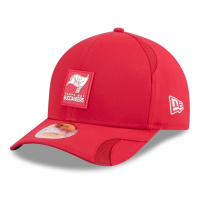 Бейсболка Tampa Bay Buccaneers New Era Red 2025 Sideline M-Crown 9FORTY