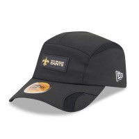 Бейсболка New Orleans Saints New Era Black 2025 Sideline Runner