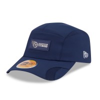 Бейсболка Tennessee Titans New Era Navy 2025 Sideline Runner