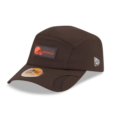 Бейсболка Cleveland Browns New Era Brown 2025 Sideline Runner