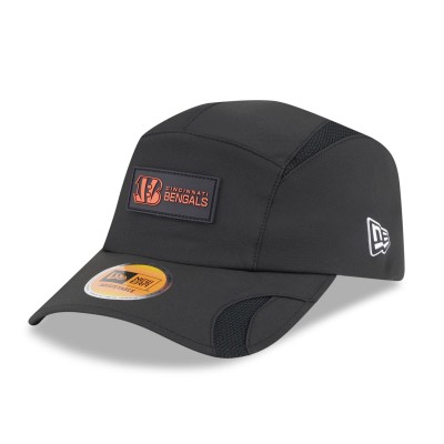Бейсболка Cincinnati Bengals New Era Black 2025 Sideline Runner