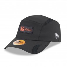 Бейсболка Cincinnati Bengals New Era Black 2025 Sideline Runner