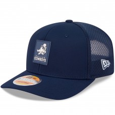 Бейсболка Dallas Cowboys New Era Navy 2025 Sideline Throwback 9SEVENTY Trucker