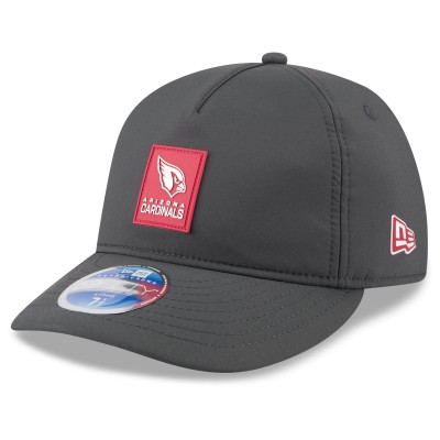 Бейсболка Arizona Cardinals New Era Charcoal 2025 Sideline Cold Weather Retro Crown 59FIFTY
