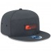 Бейсболка Cleveland Browns New Era Charcoal 2025 Sideline Cold Weather Split Panel 9FIFTY Snapback