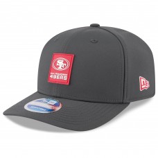 Бейсболка San Francisco 49ers New Era Charcoal 2025 Sideline Cold Weather 9SEVENTY