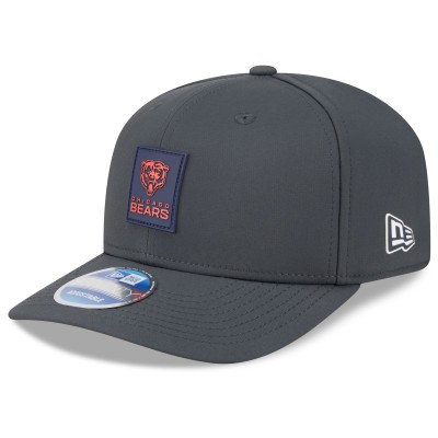 Бейсболка Chicago Bears New Era Charcoal 2025 Sideline Cold Weather 9SEVENTY
