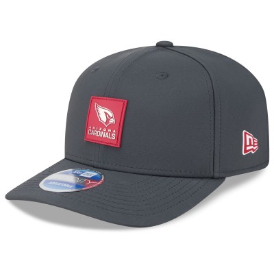 Бейсболка Arizona Cardinals New Era Charcoal 2025 Sideline Cold Weather 9SEVENTY