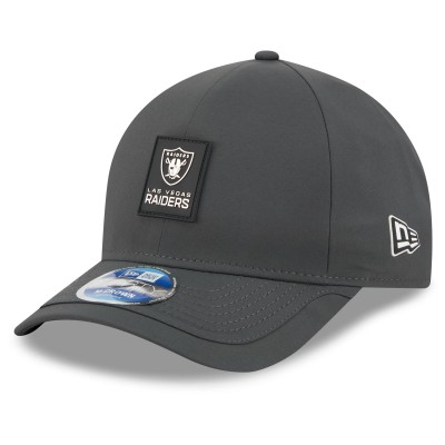 Бейсболка Las Vegas Raiders New Era Charcoal 2025 Sideline Cold Weather 9FORTY M-Crown