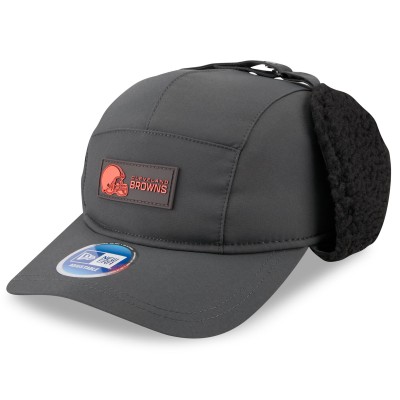 Бейсболка Cleveland Browns New Era Charcoal 2025 Sideline Cold Weather Runner Dog Ear