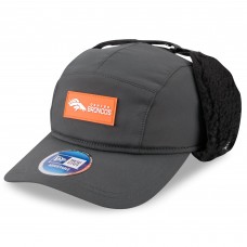 Бейсболка Denver Broncos New Era Charcoal 2025 Sideline Cold Weather Runner Dog Ear