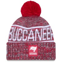 Шапка с помпоном Tampa Bay Buccaneers New Era Red 2025 Sideline Cold Weather