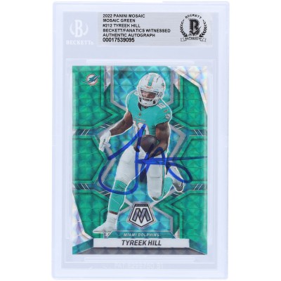 Tyreek Hill Miami Dolphins Autographed 2022 Panini Mosaic Green #212 Beckett Fanatics Witnessed Authenticated Card