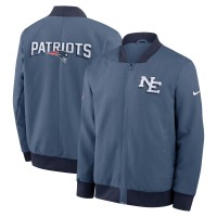 Бомбер New England Patriots Nike Blue 2025 Rivalries Collection Sideline